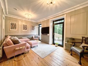 Photo 19- click for photo gallery